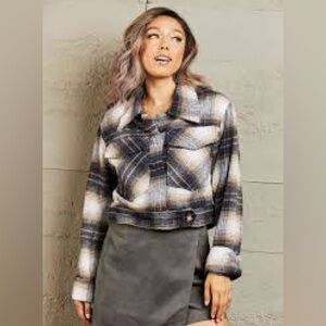 HYFVE Plaid Cropped Jacket in Blue and Cream size large snap soft